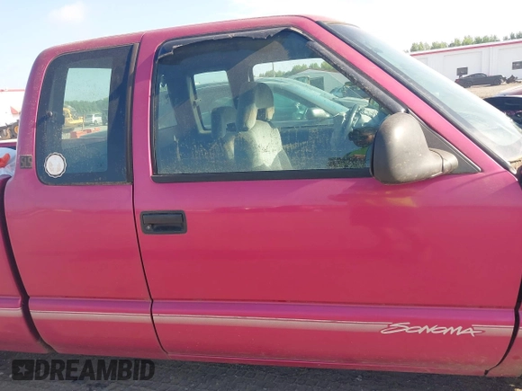 1995 GMC Sonoma z VIN 1GTCS19Z1S8510487, wystawiony jako IAAI lot #42166454 z przebiegiem 331 424 mil mil oraz . Historia ofert i sprzedaży dostępna na DreamBid. Obrazek 13.