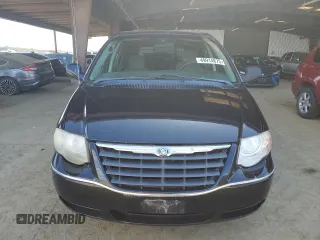2006 Chrysler Town & Country LX z VIN 1A4GP44R96B757660, wystawiony jako Copart lot #49914675 z przebiegiem 80 432 mil mil oraz Czysty tytuł • Clean title. Historia ofert i sprzedaży dostępna na DreamBid. Obrazek 5.