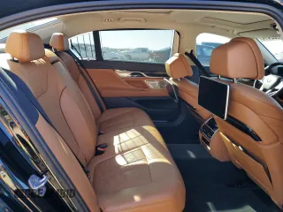 2017 BMW 7 Series 740i xDrive with VIN WBA7E4C5XHGU99338, listed as a Copart auction lot 39952414 with 51,938 mi miles. Bid and sale history available at carsss.com. Image 10.