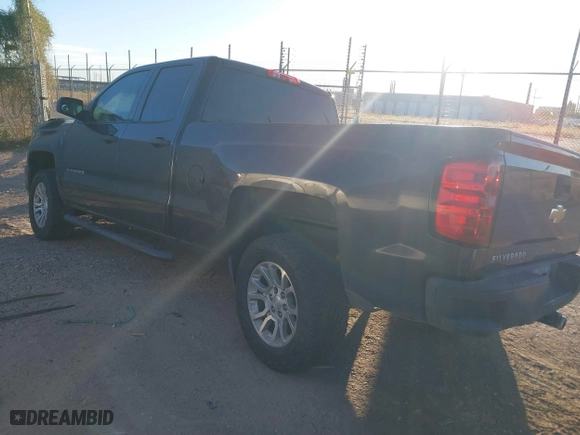 2014 Chevrolet Silverado 1500 Work Truck with VIN 1GCRCPEH7EZ398364, listed as a IAAI auction lot 40852604 with 185,998 mi miles. Bid and sale history available at carsss.com. Image 3.