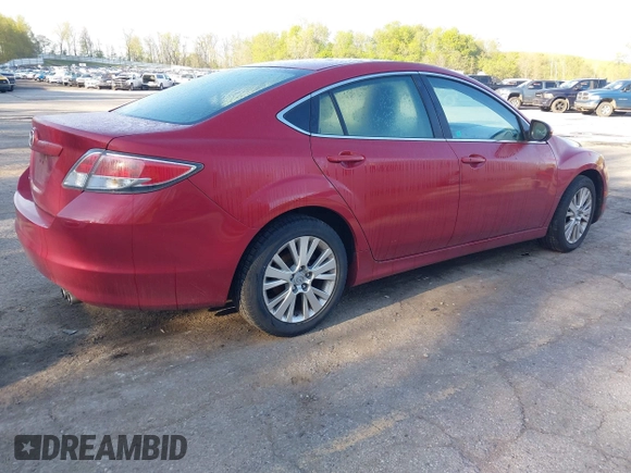 2009 Mazda 6 i Touring with VIN 1YVHP82A095M25943, listed as a IAAI auction lot 42197635 with 208,363 mi miles. Bid and sale history available at carsss.com. Image 4.
