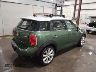 2015 MINI Countryman with VIN WMWZB3C50FWR43714, listed as a IAAI auction lot 41589778 with 93,404 mi miles and . Bid and sale history available at DreamBid. Image 4.