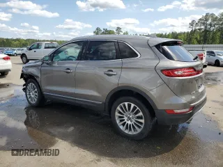 2017 Lincoln MKC Reserve z VIN 5LMCJ3D98HUL11757, wystawiony jako Copart lot #53115715 z przebiegiem 40 464 mil mil oraz Szkoda całkowita • Salvage title. Historia ofert i sprzedaży dostępna na DreamBid. Obrazek 2.