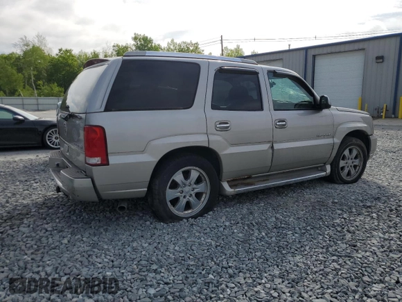 2006 Cadillac Escalade z VIN 1GYEK63N76R136618, wystawiony jako Copart lot #58990945 z przebiegiem Nie podano mil oraz Czysty tytuł • Clean title. Historia ofert i sprzedaży dostępna na DreamBid. Obrazek 3.