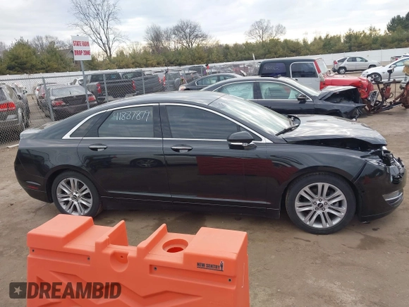 2014 Lincoln MKZ with VIN 3LN6L2G90ER832698, listed as a IAAI auction lot 41887879 with 141,798 mi miles and . Bid and sale history available at DreamBid. Image 13.