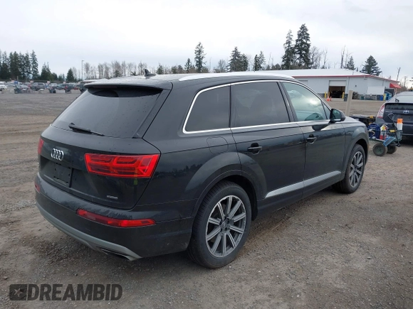 2018 Audi Q7 Premium Plus with VIN WA1LHAF76JD000508, listed as a IAAI auction lot 41837269 with 96,296 mi miles. Bid and sale history available at carsss.com. Image 4.