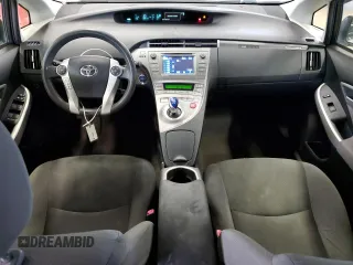 2013 Toyota Prius with VIN JTDKN3DP7D3044228, listed as a Copart auction lot 61357145 with 230,832 mi miles and Clean title. Bid and sale history available at DreamBid. Image 8.