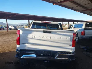 2019 Chevrolet Silverado 1500 LT with VIN 3GCUYDEDXKG137149, listed as a IAAI auction lot 41408572 with 69,306 mi miles. Bid and sale history available at carsss.com. Image 15.