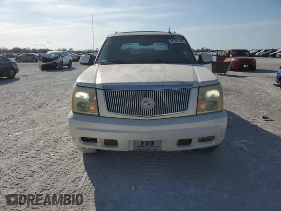 2003 Cadillac Escalade EXT z VIN 3GYEK63N53G165742, wystawiony jako Copart lot #45968195 z przebiegiem 148 476 mil mil oraz Tytuł czysty. Historia ofert i sprzedaży dostępna na DreamBid. Obrazek 5.