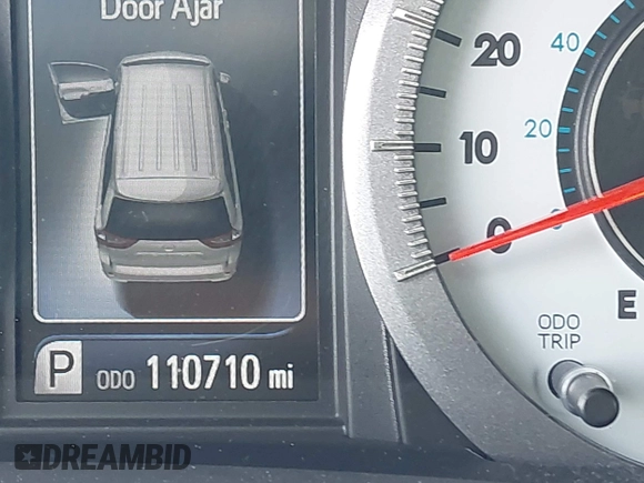 2015 Toyota Sienna SE with VIN 5TDXK3DC2FS552698, listed as a IAAI auction lot 42253119 with 110,710 mi miles and . Bid and sale history available at DreamBid. Image 15.