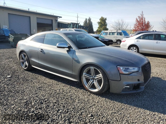 2014 Audi S5 Prestige z VIN WAUVGAFRXEA032658, wystawiony jako Copart lot #79515874 z przebiegiem 70 001 mil mil oraz Szkoda całkowita • Salvage title. Historia ofert i sprzedaży dostępna na DreamBid. Obrazek 4.