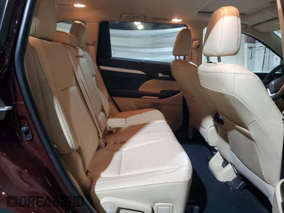 2019 Toyota Highlander SE z VIN 5TDJZRFH8KS918297, wystawiony jako Copart lot #53847475 z przebiegiem 50 672 mil mil oraz Szkoda całkowita • Salvage title. Historia ofert i sprzedaży dostępna na DreamBid. Obrazek 11.