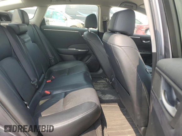 2018 Honda Clarity Plug-In Hybrid Touring with VIN JHMZC5F33JC004488, listed as a Copart auction lot 63013614 with 221,506 mi miles and Salvage Title. Bid and sale history available at carsss.com. Image 10.