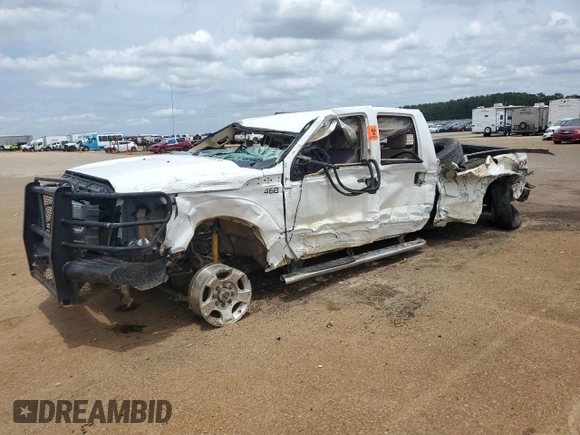 2013 Ford F-250 XL with VIN 1FT7W2B60DEA55468, listed as a Copart auction lot 54535265 with 391,803 mi miles and Salvage title. Bid and sale history available at DreamBid. Image 1.