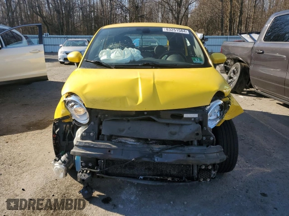 2016 FIAT 500 Sport z VIN 3C3CFFBR5GT144820, wystawiony jako Copart lot #83251584 z przebiegiem 100 009 mil mil oraz Szkoda całkowita • Salvage title. Historia ofert i sprzedaży dostępna na DreamBid. Obrazek 5.