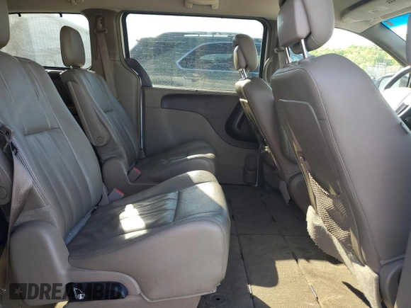 2015 Chrysler Town & Country Touring with VIN 2C4RC1BG5FR514102, listed as a Copart auction lot 55824025 with 200,969 mi miles and Clean Title. Bid and sale history available at DreamBid. Image 11.