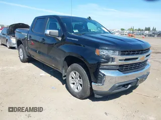 2020 Chevrolet Silverado 1500 LT with VIN 3GCUYDEDXLG356890, listed as a IAAI auction lot 42228239 with 140,889 mi miles and . Bid and sale history available at DreamBid. Image 1.