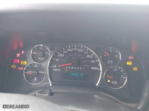 2009 Chevrolet Express Cargo Van with VIN 1GCFG15X991147555, listed as a IAAI auction lot 41548683 with 196,201 mi miles. Bid and sale history available at carsss.com. Image 7.