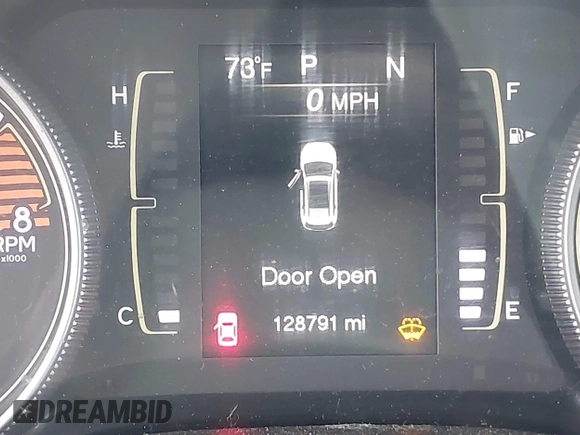 2018 Jeep Cherokee Latitude with VIN 1C4PJMCX3JD512650, listed as a IAAI auction lot 42609914 with 128,791 mi miles and . Bid and sale history available at DreamBid. Image 16.