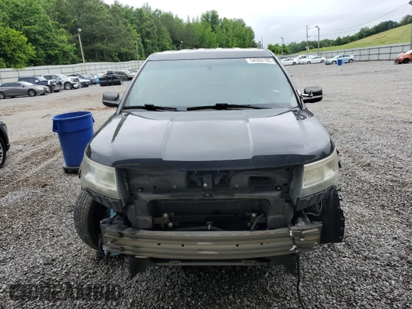 2017 Ford Police Interceptor Utility z VIN 1FM5K8AR8HGB54305, wystawiony jako Copart lot #54392105 z przebiegiem 172 978 mil mil oraz Szkoda całkowita • Salvage title. Historia ofert i sprzedaży dostępna na DreamBid. Obrazek 5.