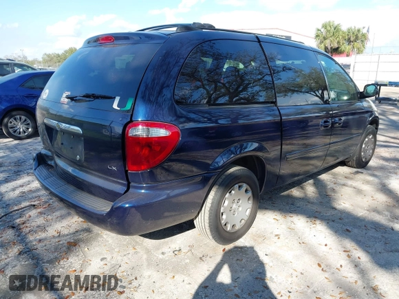 2004 Chrysler Town & Country LX with VIN 2C8GP44R14R510023, listed as a IAAI auction lot 41541652 with 213,273 mi miles. Bid and sale history available at carsss.com. Image 4.