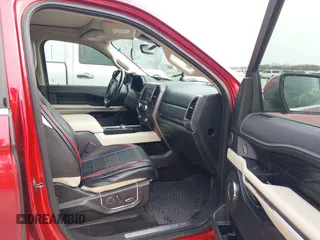 2018 Ford Expedition Platinum with VIN 1FMJU1LTXJEA15495, listed as a IAAI auction lot 41373116 with 150,385 mi miles. Bid and sale history available at carsss.com. Image 5.