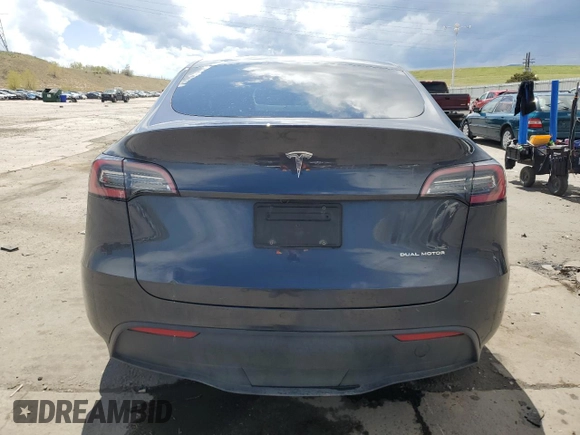 2024 Tesla Model Y Long Range с VIN 7SAYGAEEXRF115893, выставлен на аукционе Copart как лот 55174035 с пробегом 68 078 миль миль и Списание • Salvage title. История ставок и продаж доступна на DreamBid. Изображение 6.