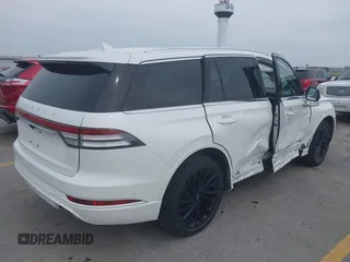 2022 Lincoln Aviator Reserve with VIN 5LM5J7XC5NGL07327, listed as a IAAI auction lot 42431662 with 33,536 mi miles and . Bid and sale history available at DreamBid. Image 4.