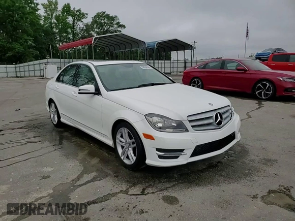 2013 Mercedes-Benz C 250 Sport z VIN WDDGF4HB3DG093576, wystawiony jako Copart lot #58558385 z przebiegiem 68 004 mil mil oraz Szkoda całkowita • Salvage title. Historia ofert i sprzedaży dostępna na DreamBid. Obrazek 14.