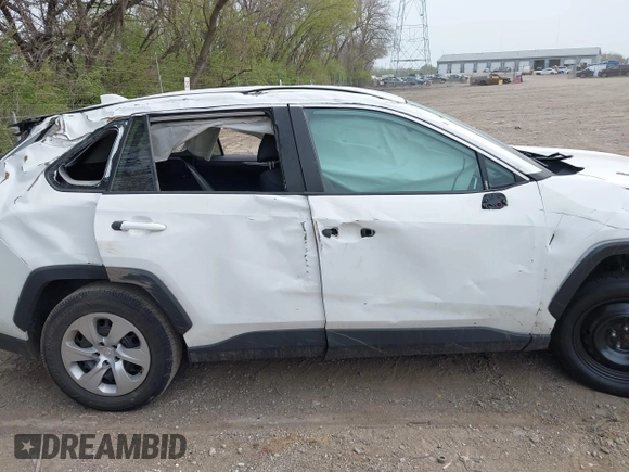 2022 Toyota RAV4 LE with VIN 2T3G1RFV4NW289230, listed as a IAAI auction lot 42036876 with 123,788 mi miles. Bid and sale history available at carsss.com. Image 13.