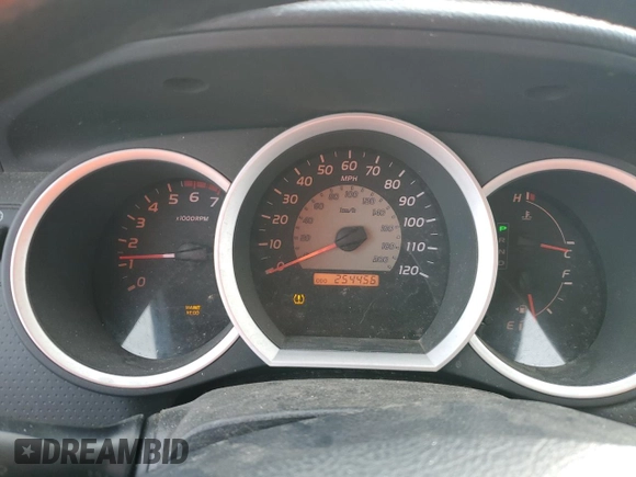 2006 Toyota Tacoma z VIN 5TETX22N66Z153181, wystawiony jako Copart lot #87746685 z przebiegiem 254 456 mil mil oraz Szkody całkowita. Historia ofert i sprzedaży dostępna na DreamBid. Obrazek 9.