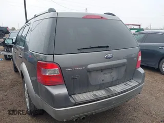 2006 Ford Freestyle SEL with VIN 1FMDK021X6GA19071, listed as a IAAI auction lot 41449516 with 126,844 mi miles. Bid and sale history available at carsss.com. Image 3.