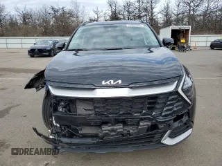 2025 Kia Sportage EX with VIN 5XYK3CDF8SG276830, listed as a Copart auction lot 53805945 with 2,019 mi miles and Salvage Title. Bid and sale history available at carsss.com. Image 5.