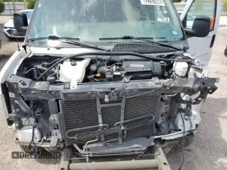 2019 GMC Savana Cargo z VIN 1GTW7AFGXK1216533, wystawiony jako Copart lot #58608405 z przebiegiem 222 344 mil mil oraz Szkody całkowita. Historia ofert i sprzedaży dostępna na DreamBid. Obrazek 12.