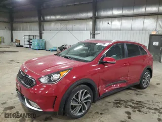 2018 Kia Niro Touring with VIN KNDCE3LC8J5122700, listed as a Copart auction lot 48197465 with 38,511 mi miles and Salvage Title. Bid and sale history available at carsss.com. Image 1.