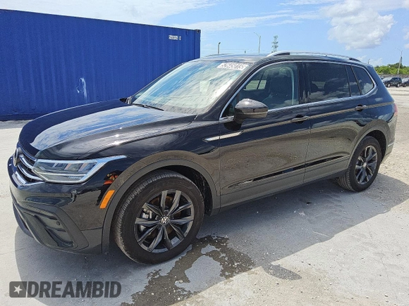 2024 Volkswagen Tiguan SE with VIN 3VVNB7AXXRM074896, listed as a Copart auction lot 52645015 with 13,872 mi miles and Clean title. Bid and sale history available at DreamBid. Image 1.