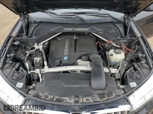 2017 BMW X5 xDrive35i z VIN 5UXKR0C30H0V79585, wystawiony jako Copart lot #50623685 z przebiegiem 117 741 mil mil oraz Szkoda całkowita • Salvage title. Historia ofert i sprzedaży dostępna na DreamBid. Obrazek 13.