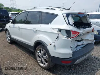 2015 Ford Escape Titanium с VIN 1FMCU9J98FUB38384, выставлен на аукционе IAAI как лот 42422326 с пробегом 120 358 миль миль и . История ставок и продаж доступна на DreamBid. Изображение 3.