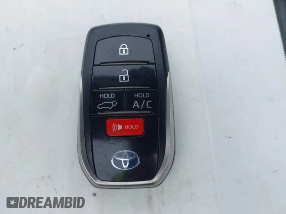 2022 Toyota RAV4 XSE with VIN JTMEB3FV1ND100256, listed as a IAAI auction lot 42127288 with 30,367 mi miles and . Bid and sale history available at DreamBid. Image 11.
