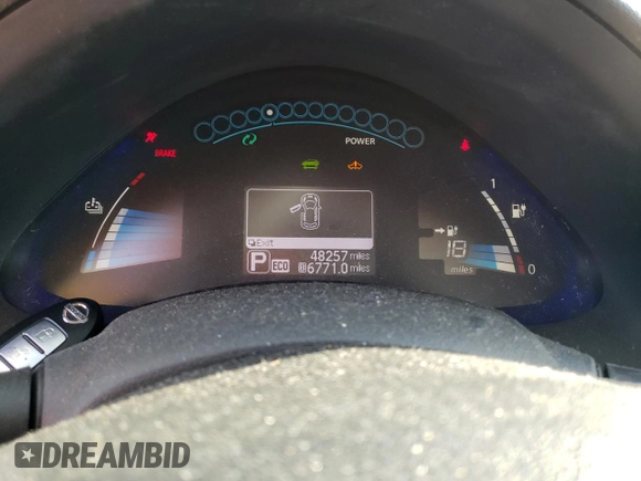 2015 Nissan LEAF SV with VIN 1N4AZ0CP3FC305864, listed as a Copart auction lot 70217143 with 48,257 mi miles. Bid and sale history available at carsss.com. Image 9.