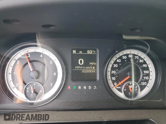 2014 Ram 3500 Tradesman z VIN 3C63RRGJ8EG220695, wystawiony jako Copart lot #57074635 z przebiegiem 162 890 mil mil oraz Tytuł czysty. Historia ofert i sprzedaży dostępna na DreamBid. Obrazek 9.