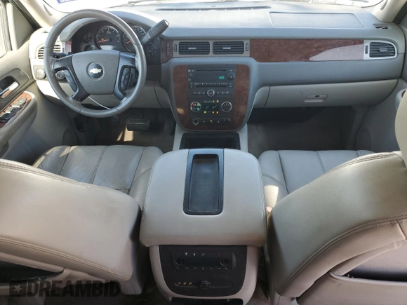 2009 Chevrolet Suburban LT w/2LT with VIN 1GNFK263X9R245230, listed as a Copart auction lot 49453485 with 149,632 mi miles and Salvage Title. Bid and sale history available at carsss.com. Image 8.
