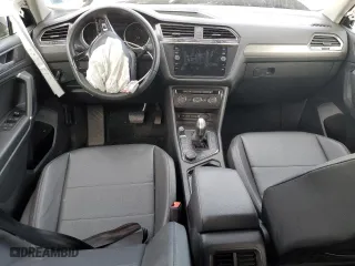 2020 Volkswagen Tiguan SE with VIN 3VV2B7AX9LM141160, listed as a Copart auction lot 48631595 with 38,893 mi miles and Salvage Title. Bid and sale history available at carsss.com. Image 8.