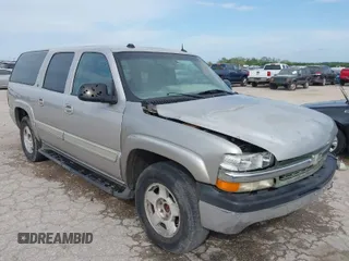 2005 Chevrolet Suburban LT with VIN 3GNEC16Z55G112439, listed as a IAAI auction lot 41994235 with 1 mi miles. Bid and sale history available at carsss.com. Image 1.