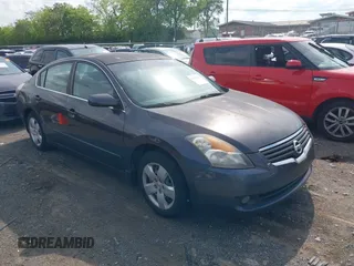 2008 Nissan Altima 2.5 SL with VIN 1N4AL21E58N553152, listed as a IAAI auction lot 42091827 with 187,569 mi miles. Bid and sale history available at carsss.com. Image 1.