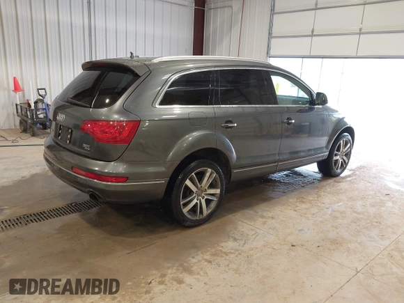 2014 Audi Q7 3.0T Premium Plus with VIN WA1LGAFE7ED004302, listed as a IAAI auction lot 41793547 with 157,351 mi miles. Bid and sale history available at carsss.com. Image 4.