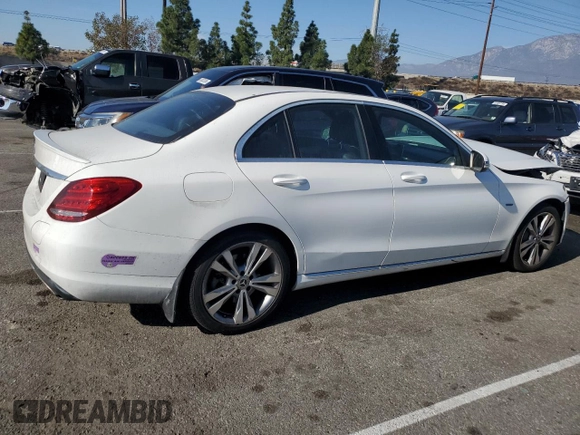 2018 Mercedes-Benz C 350e с VIN 55SWF4HB9JU244771, выставлен на аукционе Copart как лот 84104634 с пробегом 110 377 миль миль и Списание • Salvage title. История ставок и продаж доступна на DreamBid. Изображение 3.