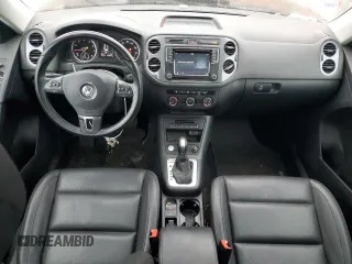 2016 Volkswagen Tiguan R-Line with VIN WVGBV7AX1GW543312, listed as a Copart auction lot 86631444 with 78,335 mi miles and Salvage Title. Bid and sale history available at DreamBid. Image 8.