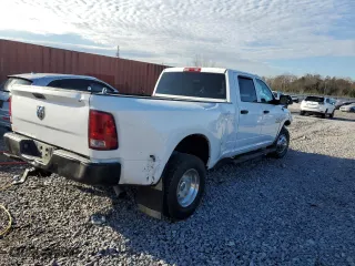 2018 Ram 3500 Tradesman with VIN 3C63RPGLXJG199266, listed as a Copart auction lot 83606854 with 436,933 mi miles and Salvage Title. Bid and sale history available at carsss.com. Image 3.