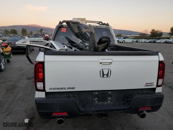 2021 Honda Ridgeline Sport with VIN 5FPYK3F13MB000426, listed as a Copart auction lot 88468325 with 16,513 mi miles and Salvage Title. Bid and sale history available at carsss.com. Image 6.